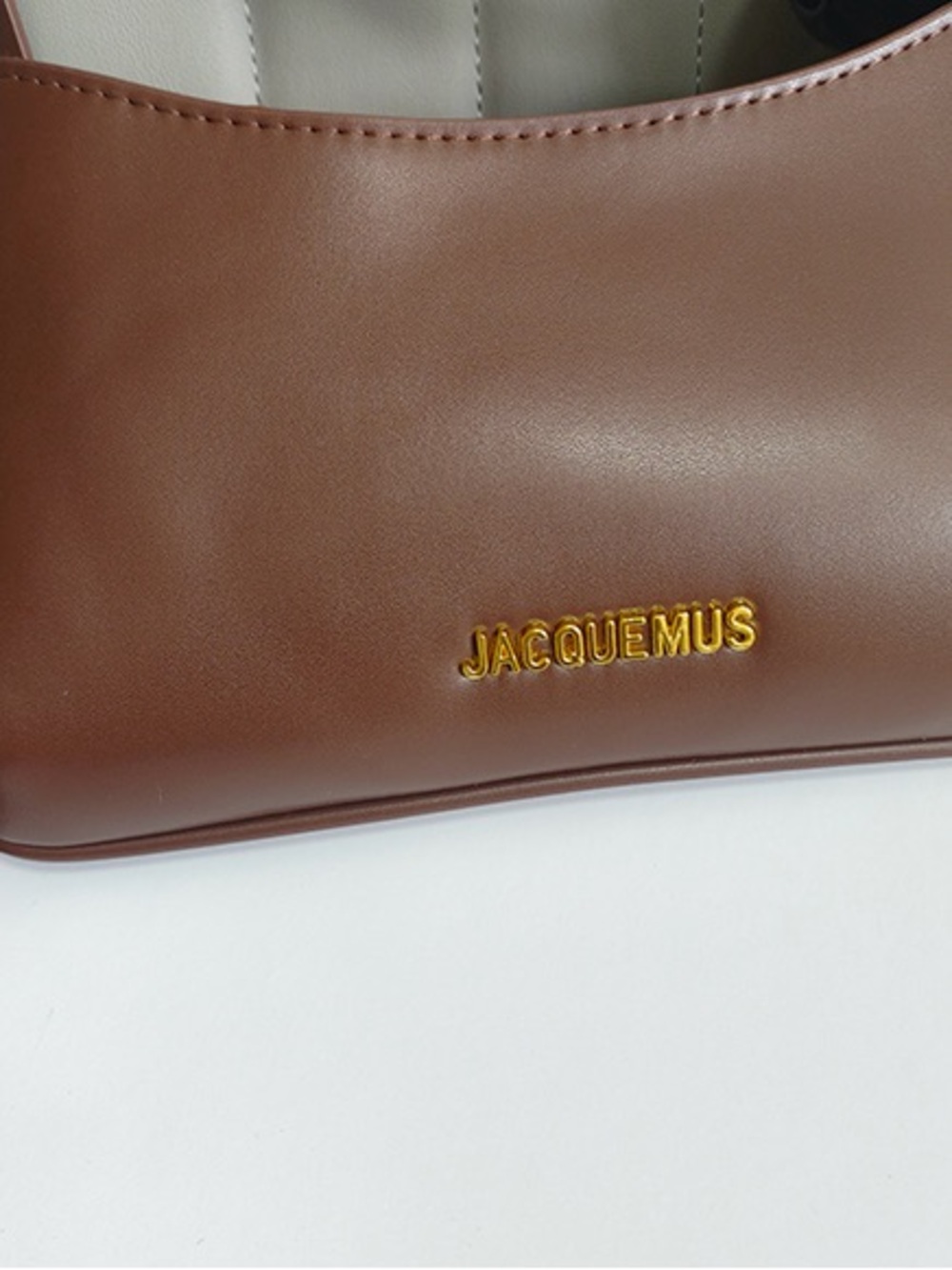 Jacquemus Brown Leather Crescent Shoulder Bag with Black Accent - Picture 3 of 7
